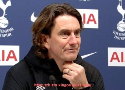 杏彩体育-英超替补球员工资水平及其在球队中的作用