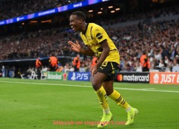 杏彩体育-CBA降薪令为何没有影响到足球员：体育行业的差异