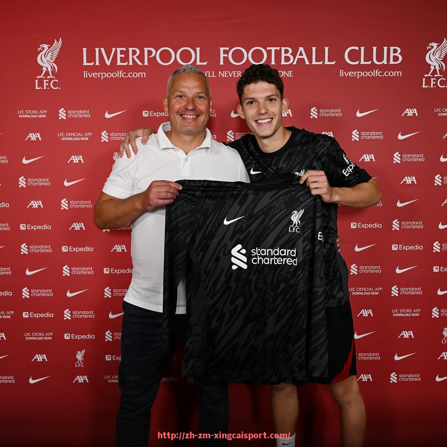 杏彩体育-世俱杯替补球员伤愈回归后的场上数据表现分析